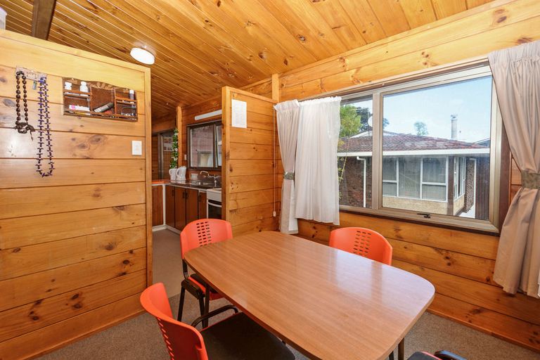 Photo of property in 45 Matuhi Rise, Henderson, Auckland, 0612