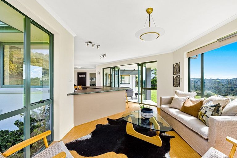 Photo of property in 39 Mccallum Drive, Sandspit, Warkworth, 0982