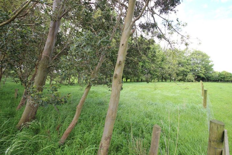 Photo of property in 19 Shields Road, Menzies Ferry, Wyndham, 9891