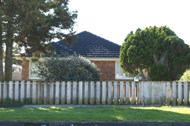 Photo of property in 1/5 Walter Street, Mangere East, Auckland, 2024