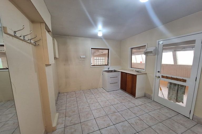 Photo of property in 1 Wentworth Avenue, Papatoetoe, Auckland, 2025