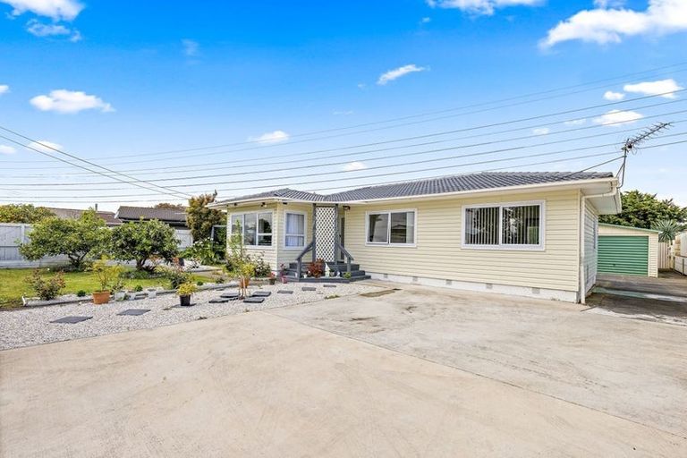 Photo of property in 33 Taka Street, Takanini, 2112