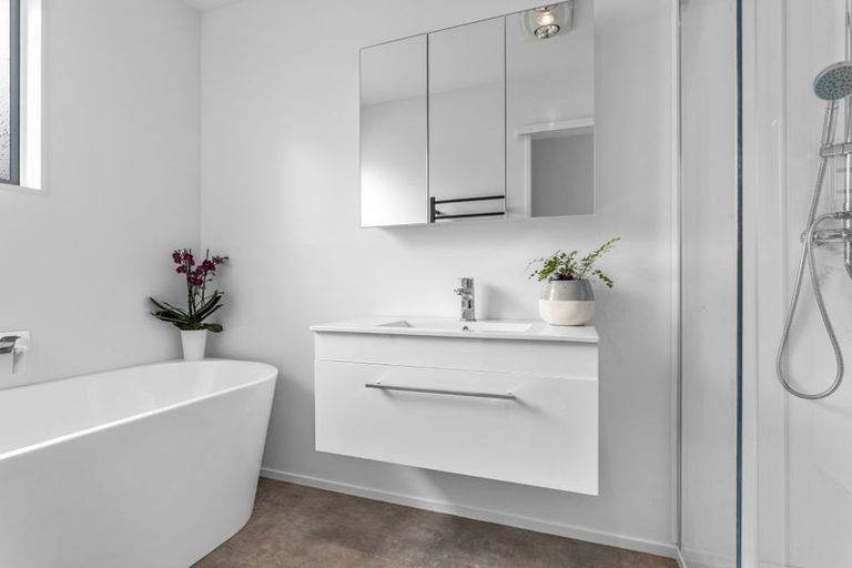 Photo of property in 7 Claydon Place, Ohope, 3121