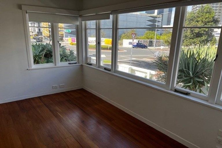 Photo of property in 19a Huron Street, Takapuna, Auckland, 0622