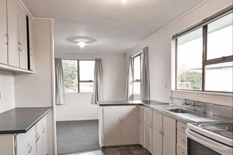 Photo of property in 33 Caernarvon Drive, Flaxmere, Hastings, 4120