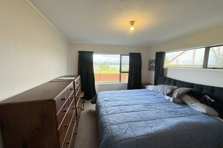 Photo of property in 124 Carnoustie Drive, Wattle Downs, Auckland, 2103