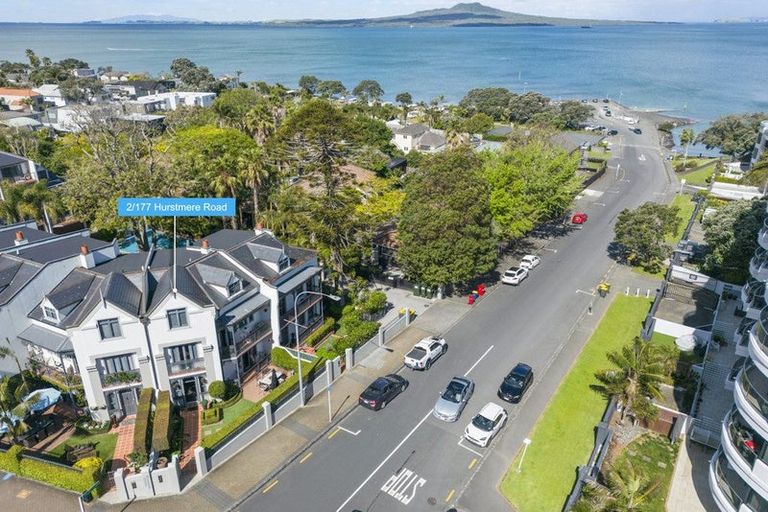 Photo of property in 2/177 Hurstmere Road, Takapuna, Auckland, 0622