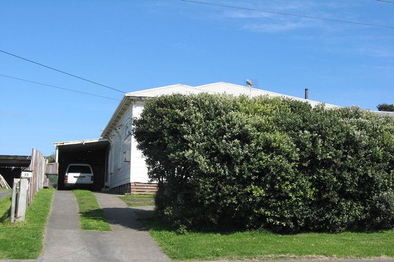 Photo of property in 23 Ashton Terrace, Castlecliff, Whanganui, 4501