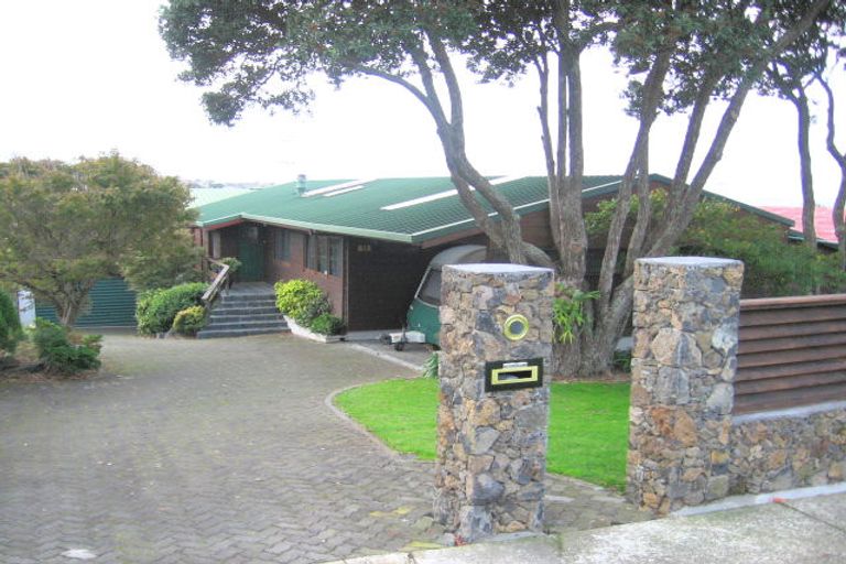 Photo of property in 19 Kowhai Road, Mairangi Bay, Auckland, 0630