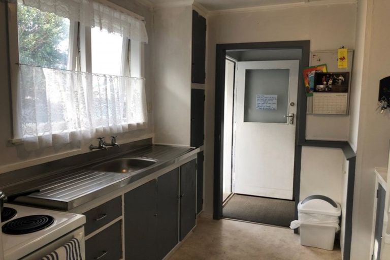 Photo of property in 18 Tamakui Grove, Turangi, 3334