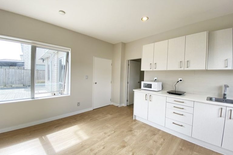 Photo of property in 6 Ballindrait Drive, Flat Bush, Auckland, 2019