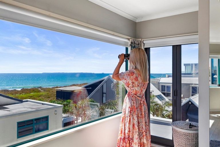 Photo of property in 26a Sunbrae Grove, Mount Maunganui, 3116