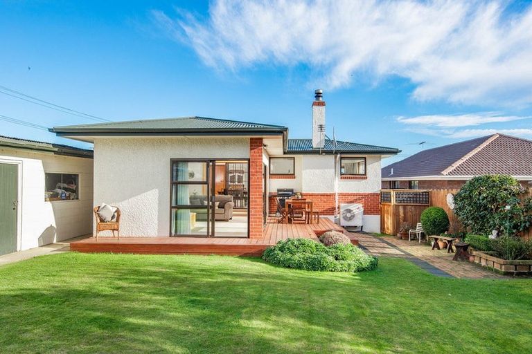 Photo of property in 27 Mcdonald Street, Mosgiel, 9024