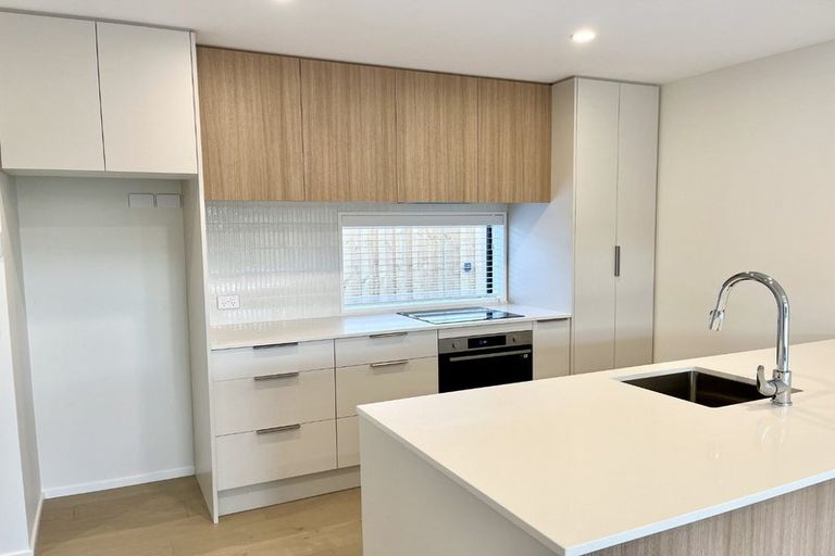 Photo of property in 1/2 Deloraine Street, Somerfield, Christchurch, 8024