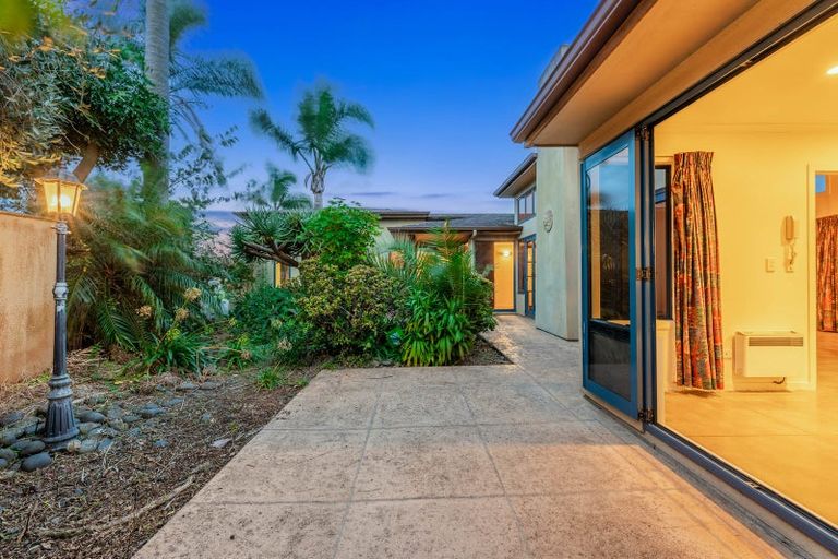 Photo of property in 1 Maghera Drive, East Tamaki, Auckland, 2016