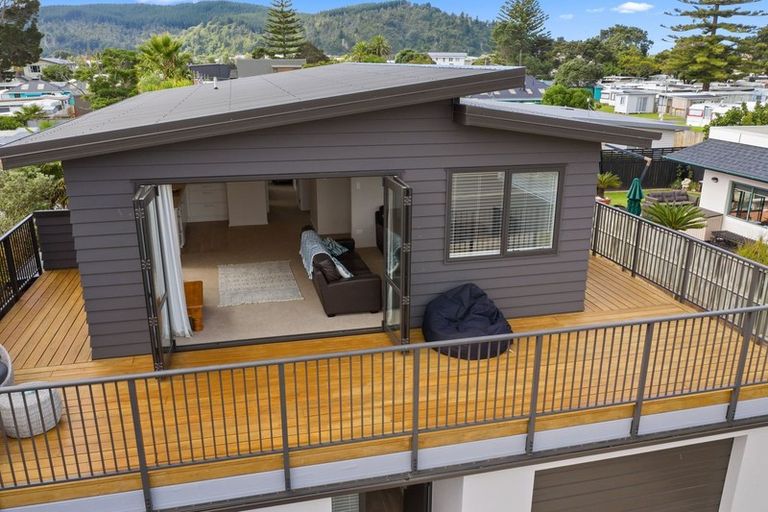 Photo of property in 106a Beverley Terrace, Whangamata, 3620