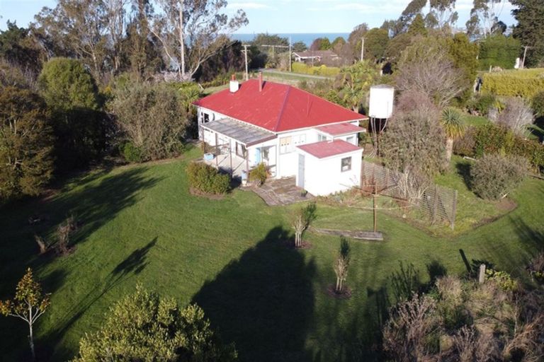 Photo of property in 77-79 Newcastle Street, Hampden, 9410