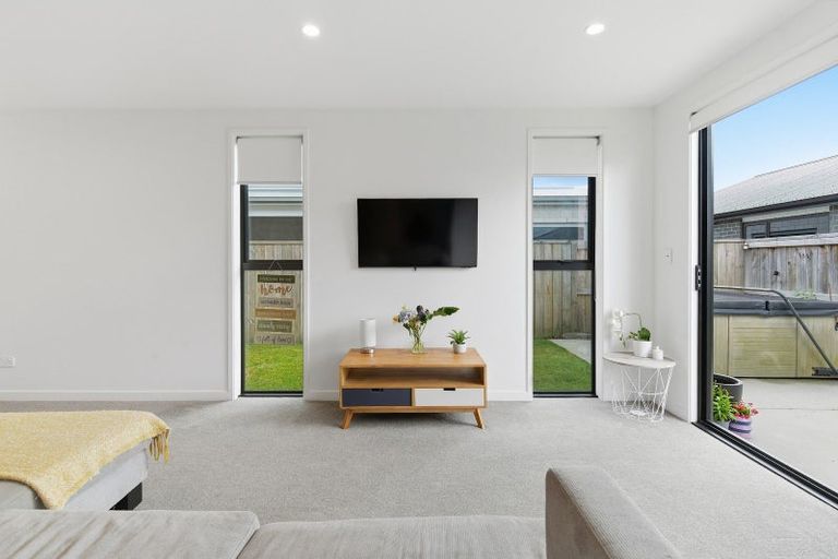 Photo of property in 16 Hinaki Street, Poike, Tauranga, 3112