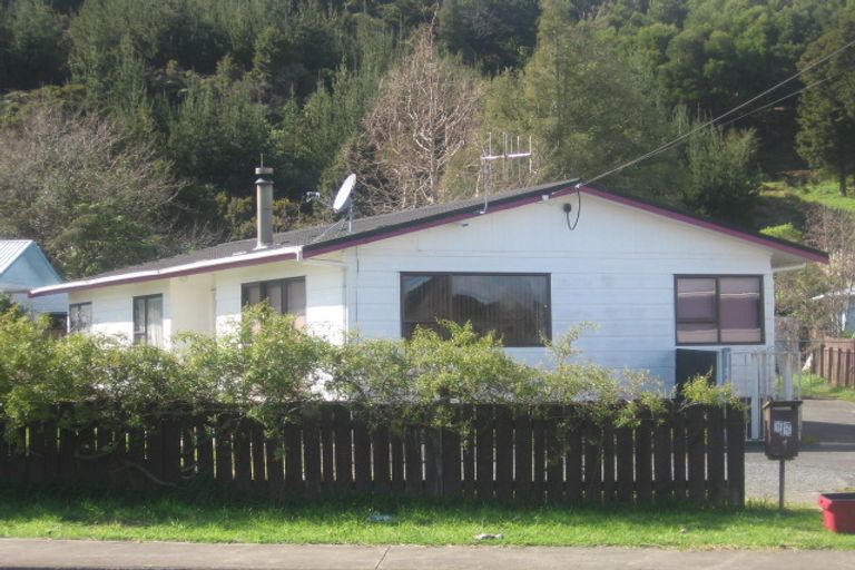Photo of property in 95 George Street, Hikurangi, 0114