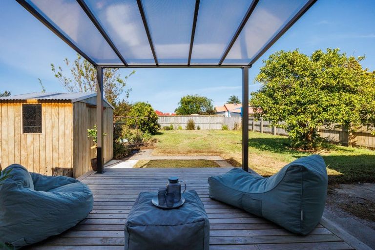 Photo of property in 106 Shamrock Street, Takaro, Palmerston North, 4412