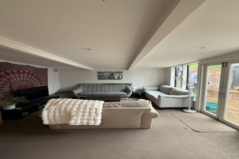 Photo of property in 243 Tinakori Road, Thorndon, Wellington, 6011