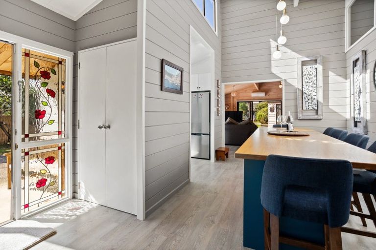 Photo of property in 83 Robinson Road, Whitianga, 3510