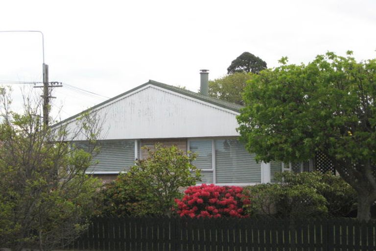 Photo of property in 1 Freebairn Street, Redwood, Christchurch, 8051