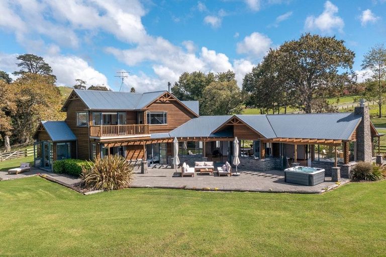 Photo of property in 135 Fiddlers Hill Road, Puhoi, Warkworth, 0994