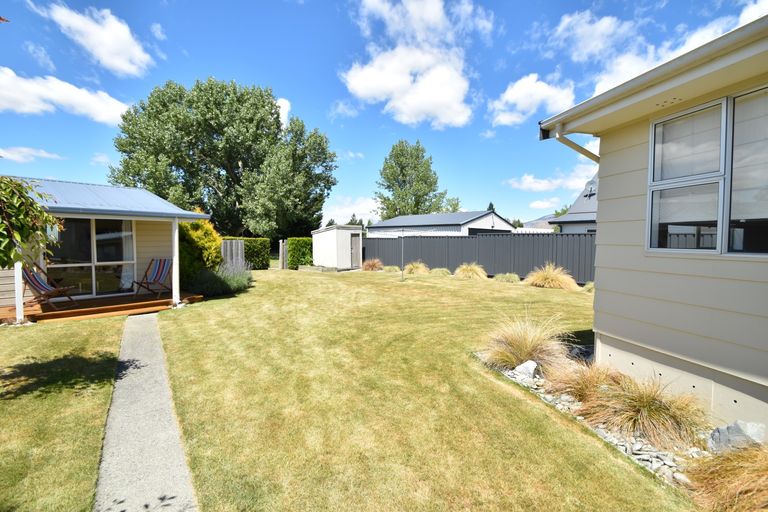 Photo of property in 62 Omahau Crescent, Twizel, 7901