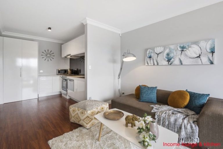 Photo of property in 5 Boutique Way, Orewa, 0931