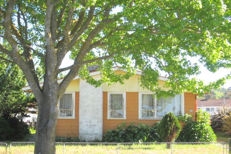 Photo of property in 106 Huxley Road, Outer Kaiti, Gisborne, 4010