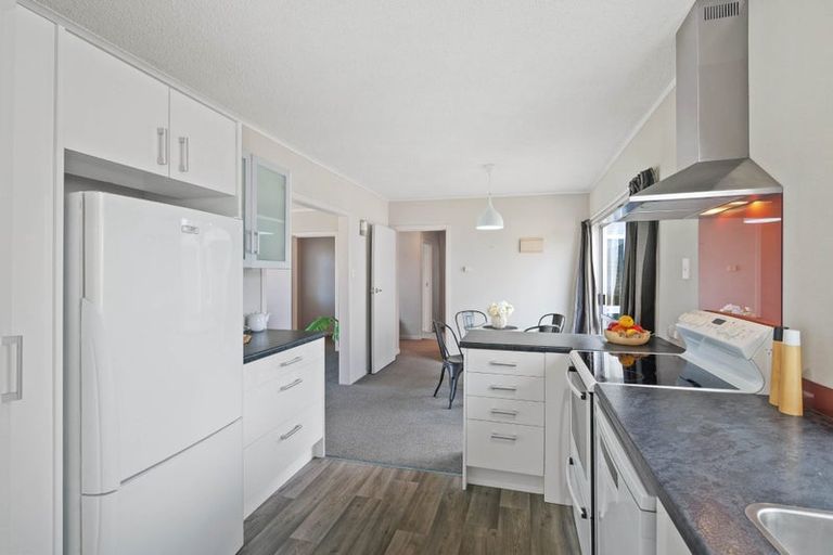 Photo of property in 1/18 Toru Street, Te Atatu Peninsula, Auckland, 0610