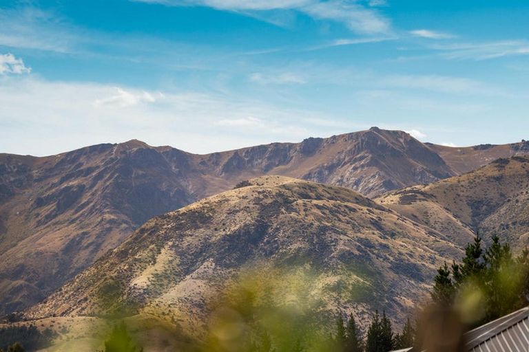 Photo of property in 8 Dingle Street, Lake Hawea, Wanaka, 9382