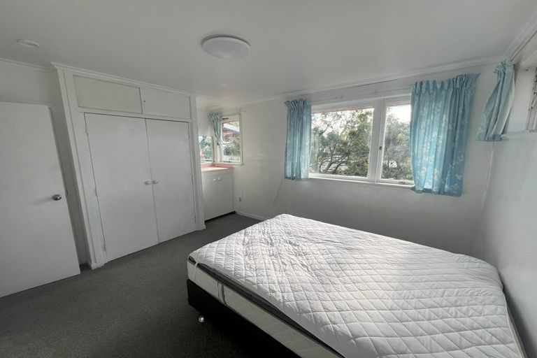Photo of property in 32 Kirkbride Road, Mangere Bridge, Auckland, 2022