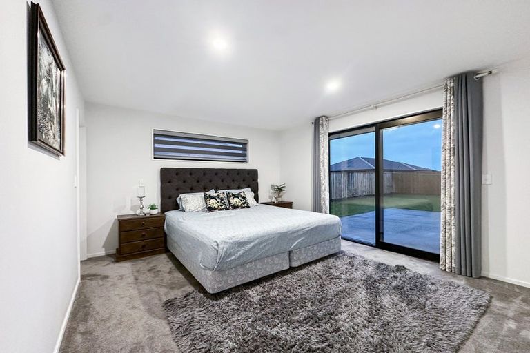 Photo of property in 27 Cousins Street, Woodend, 7691