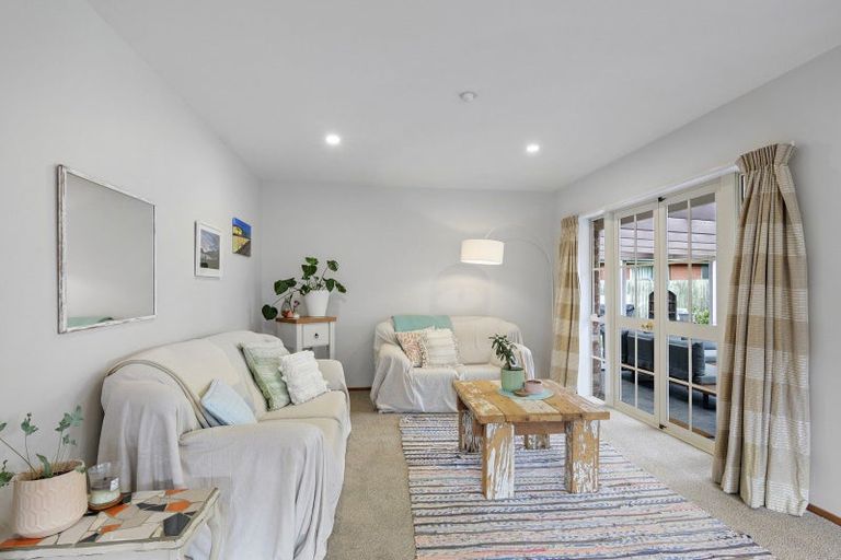 Photo of property in 13 Oldham Place, Darfield, 7510