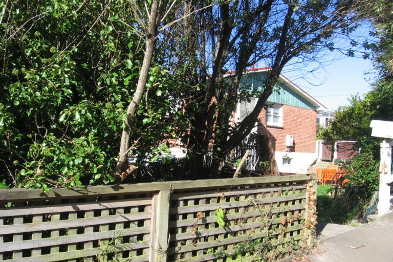 Photo of property in 2 Saville Row, Johnsonville, Wellington, 6037