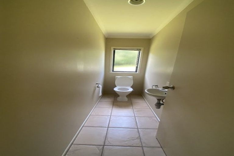 Photo of property in 14 Hawk Place, Welcome Bay, Tauranga, 3112