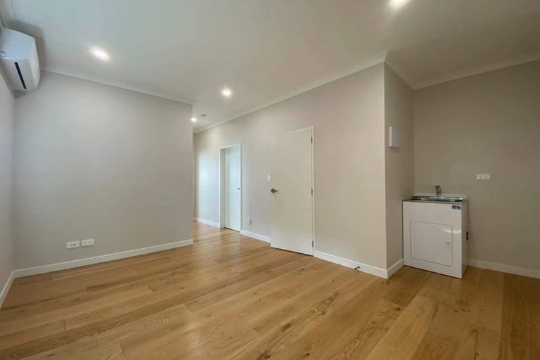 Photo of property in 96a Velma Road, Hillcrest, Auckland, 0627