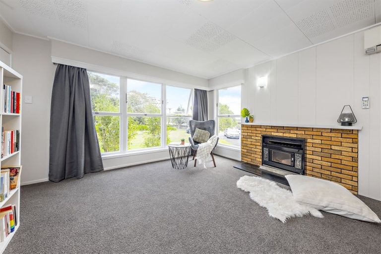 Photo of property in 140 Great South Road, Manurewa, Auckland, 2102