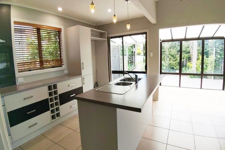 Photo of property in 24 Sunrise Avenue, Mairangi Bay, Auckland, 0630