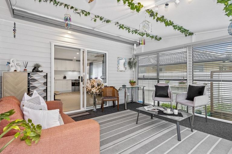 Photo of property in 11 Kamahi Crescent, Papamoa Beach, Papamoa, 3118