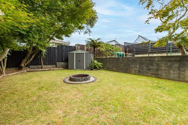 Photo of property in 7 Te Ngaere Place, Merrilands, New Plymouth, 4312