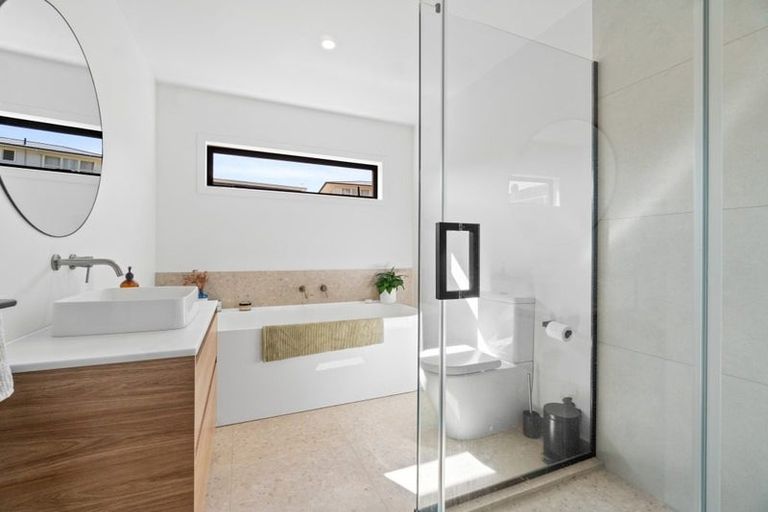 Photo of property in 51a Monarch Avenue, Hillcrest, Auckland, 0627