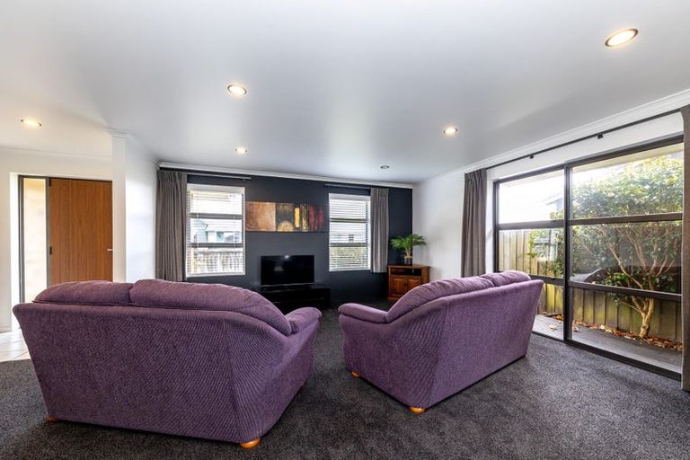 Photo of property in 103 Peel Street, Westport, 7825