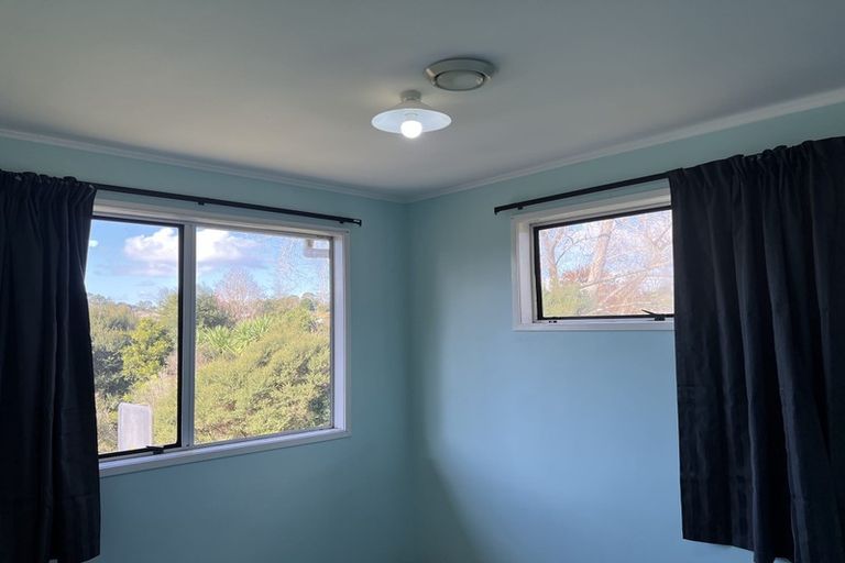 Photo of property in 121a Seabrook Avenue, New Lynn, Auckland, 0600