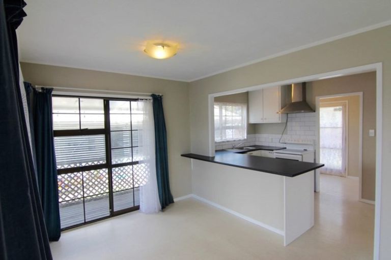 Photo of property in 57 Hollyford Drive, Clover Park, Auckland, 2105