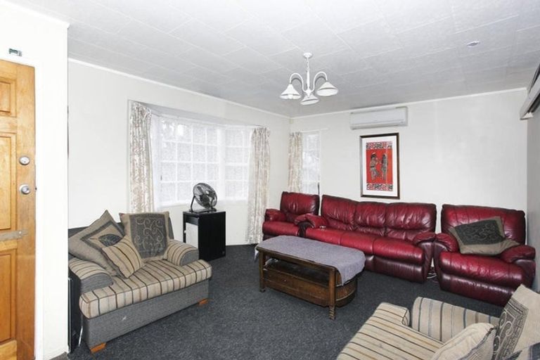 Photo of property in 27 Fairdale Avenue, Red Hill, Papakura, 2110