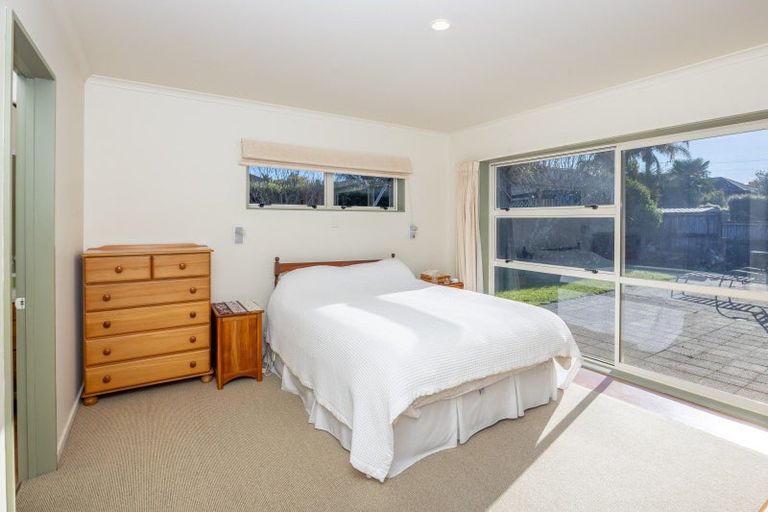 Photo of property in 15 Roderick Place, Rototuna, Hamilton, 3210