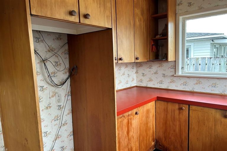 Photo of property in 72 Kennedy Drive, Levin, 5510